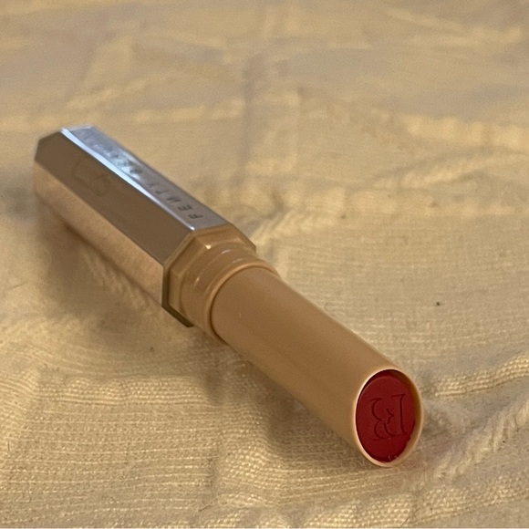 Fenty Beauty Mattemoiselle Plush Matte Lipstick MA' DAMN - Picture 2 of 5